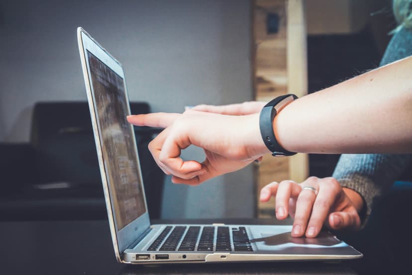 Top 10 Localization Platforms and How to Choose the Right One